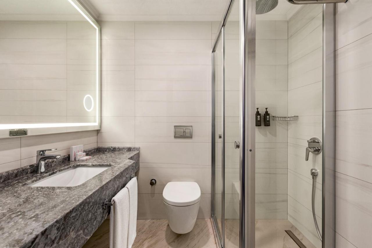 Ramada By Wyndham Istanbul Umraniye 호텔 외부 사진